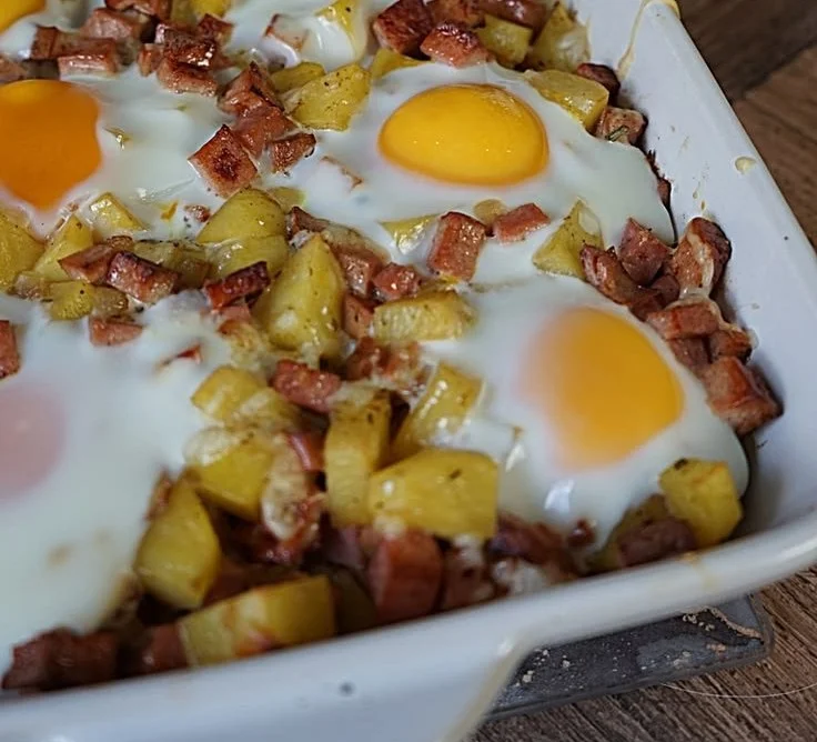 Bratkartoffel Leberk&auml;se Auflauf mit Spiegelei